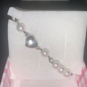 Baby pearl and heart bracelet